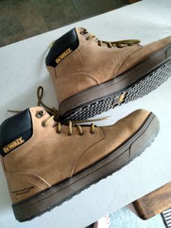 DeWalt Work Boots 10.5 Steel Toe