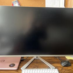 ViewSonic 32 Inch Screen BRAND NEW - PRICING IS NEGOTIABLE 