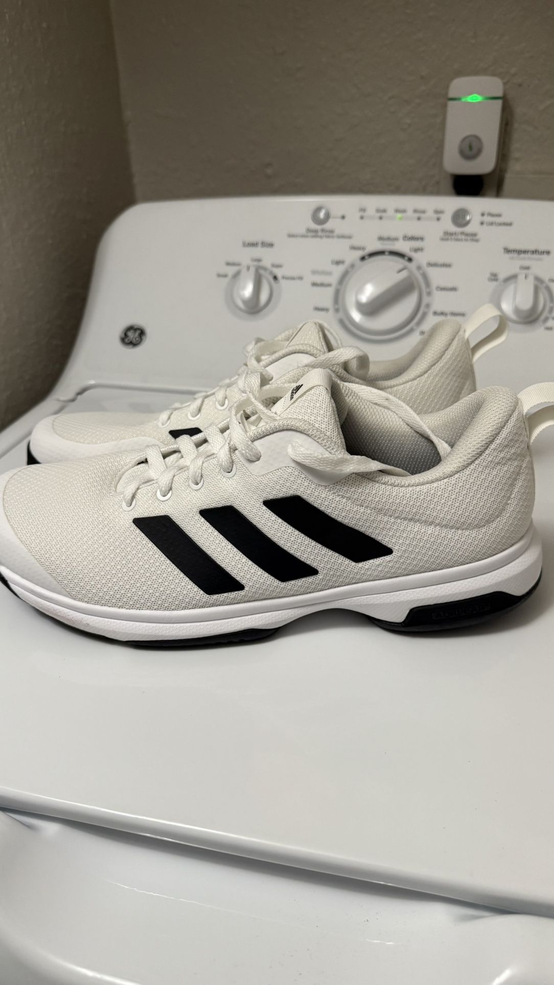 Men Adidas Shoes 