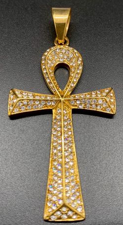 Pendant Stainless Steel 18K Gold Plated With Cubic Zirconia