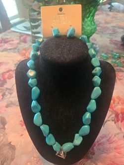 Costume Turquoise Style Necklace &;Earrings Set