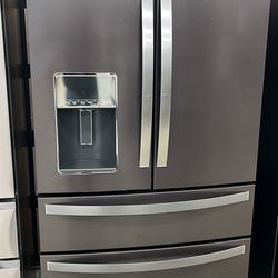 Whirlpool French Door Refrigerator - Scratch And Dent - 1 Year Warranty 
