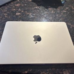 MacBook Air 13