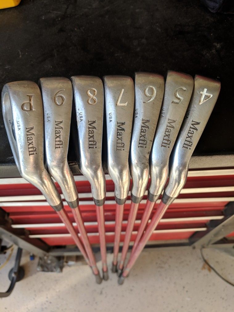 Maxfli VHL Golf Set