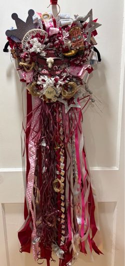 Homecoming mum