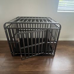 Escape Proof and Metal  Indestructible Dog Crate / Cage / Meet 