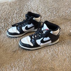 Black And White Nike Dunks