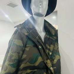 Ski Views Camouflage Puffer Jacket - pre-owned - 1x