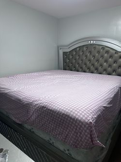 King size bed