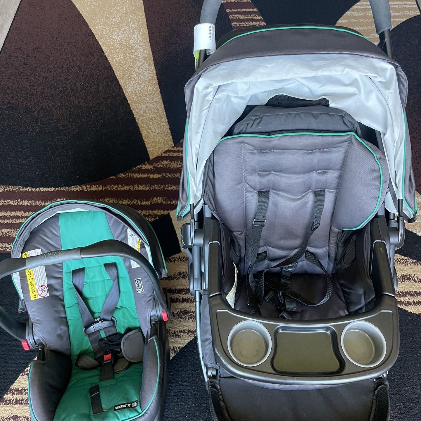 Graco Click Connect Travel System For Newborn/Infants
