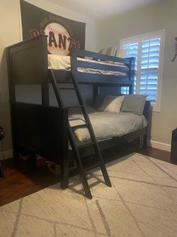 Dark  Wood Twin over Full Bunk Bed