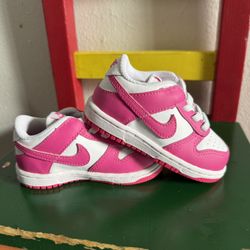Nike toddler 5.5 