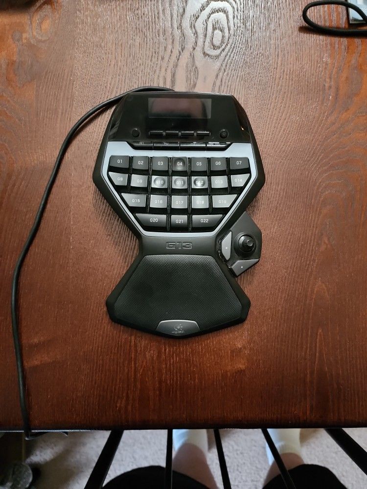Logitech G13