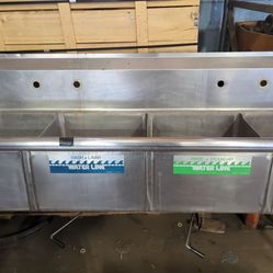 4 tub stainless steel sink