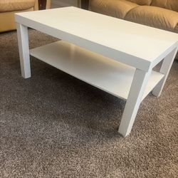 Small coffee table ! 