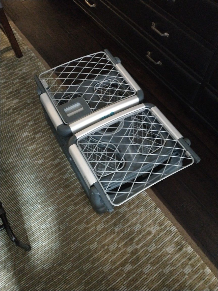 Diggs Small Revol Collapsible Dog Crate Portable