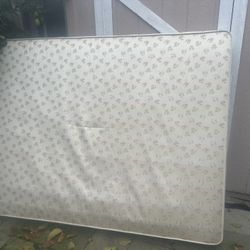Box Spring Queen Size