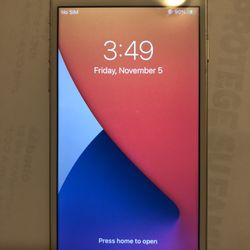 iPhone 7 32GB Unlocked For Any Carrier!