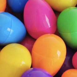 Plastic Eggs  500