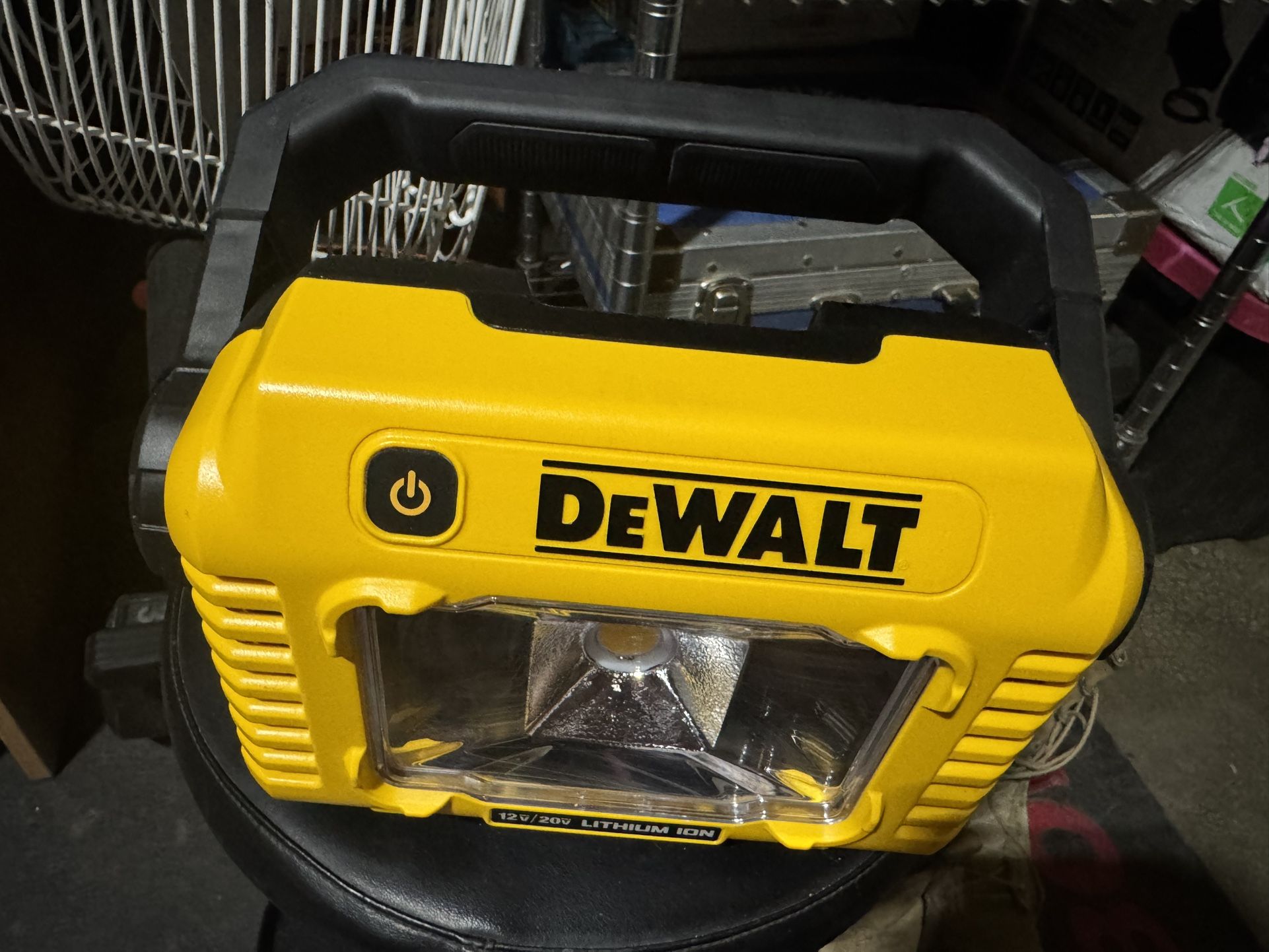 BRANDNEW 20 V LED WORK LIGHT (TOOL ONLY)