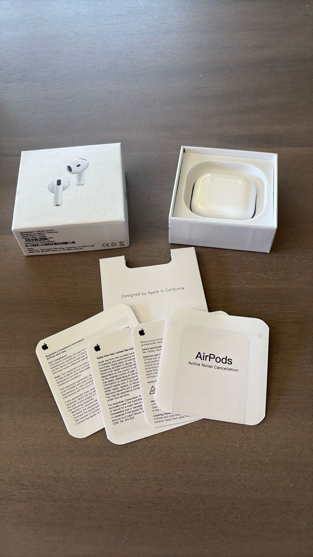 Airpods 4 with ANC