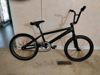 09 diamondback BMX bike
