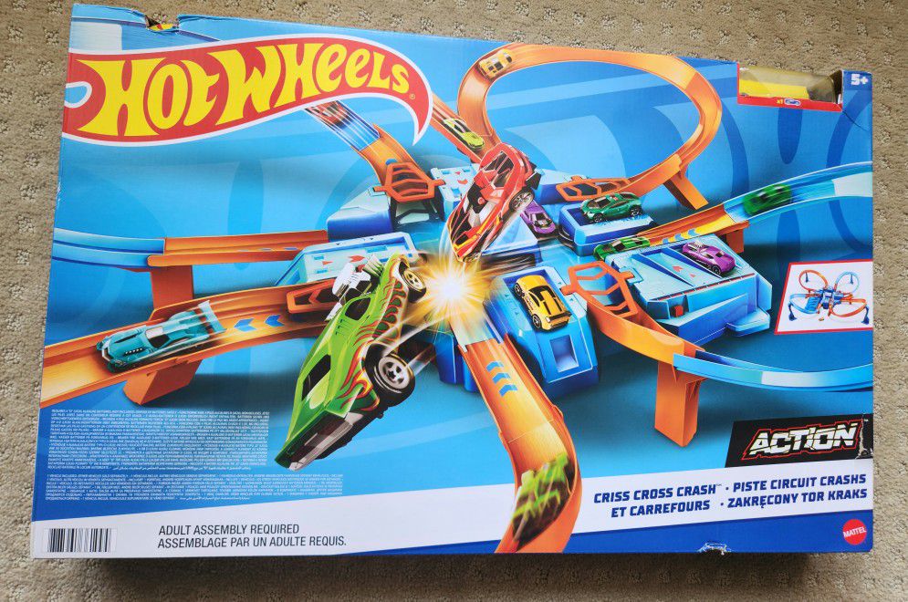 Hot Wheels Criss Cross Crash Track Set by Mattel