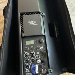 Speakers QSC. 12.2