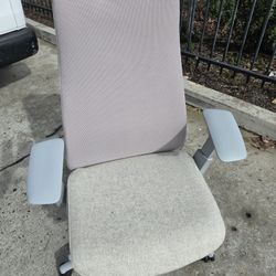 Haworth Fern Office Chair  BP02234 - NEW 