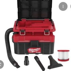 Milwaukee Shop Vac 18