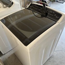 Whirlpool Large Capacity Washer And Dryer