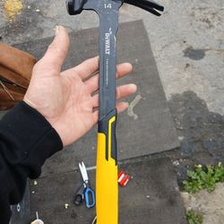 Dewalt 14oz Framing Hammer