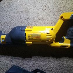 Dewalt Saw