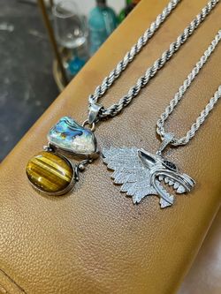 .925 silver necklaces