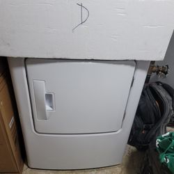 Electric Dryer "Insignia"