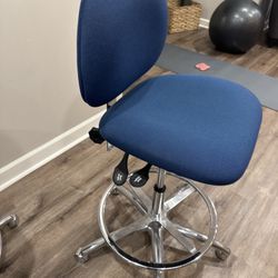 Gibo/Kodama Blue Adjustable Drafting Chair