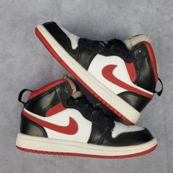 Jordan 1 Mid White/Red/Black Little boy size 11C