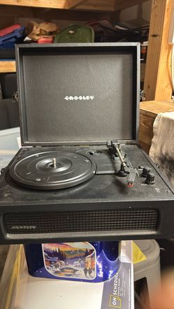 CROSLEY record player for 33, 45, 78 speeds