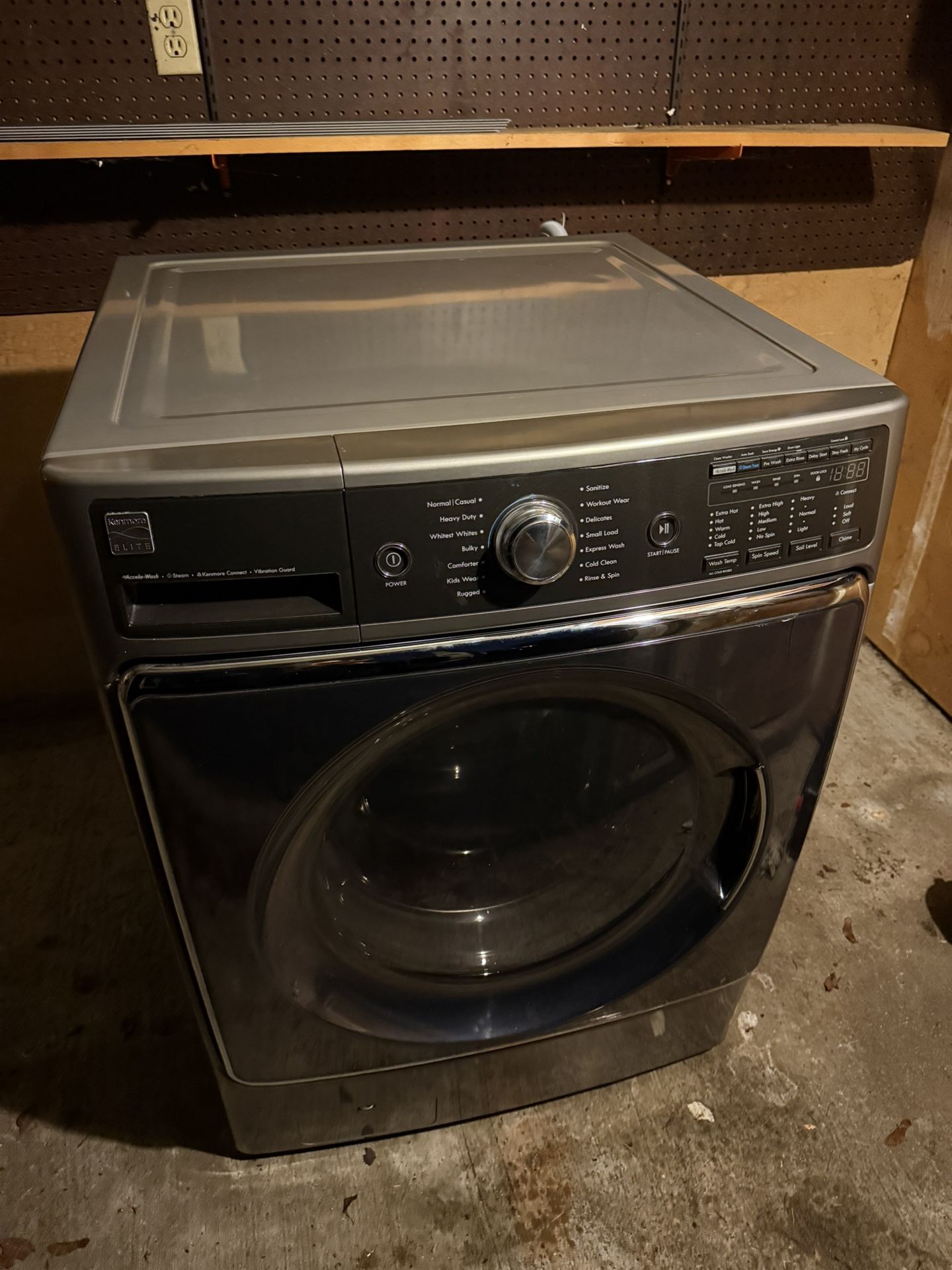 Kenmore Elite Washer (Works Fine, No Issues).