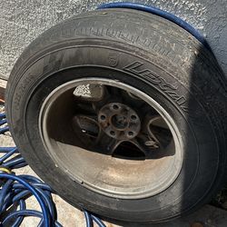 Tire Lexus