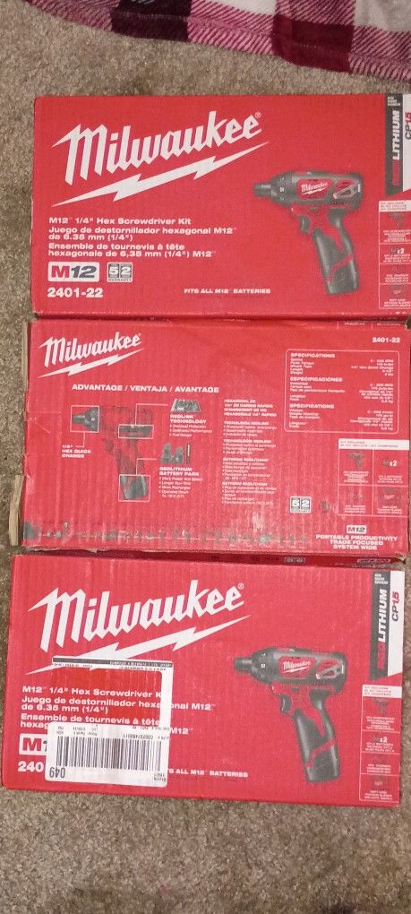 Milwaukee M12 1/4 Hex Drill