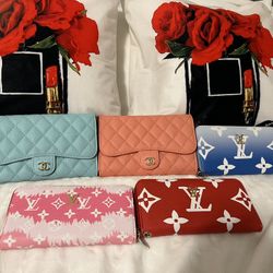 Nice Clutch/ Wallets 