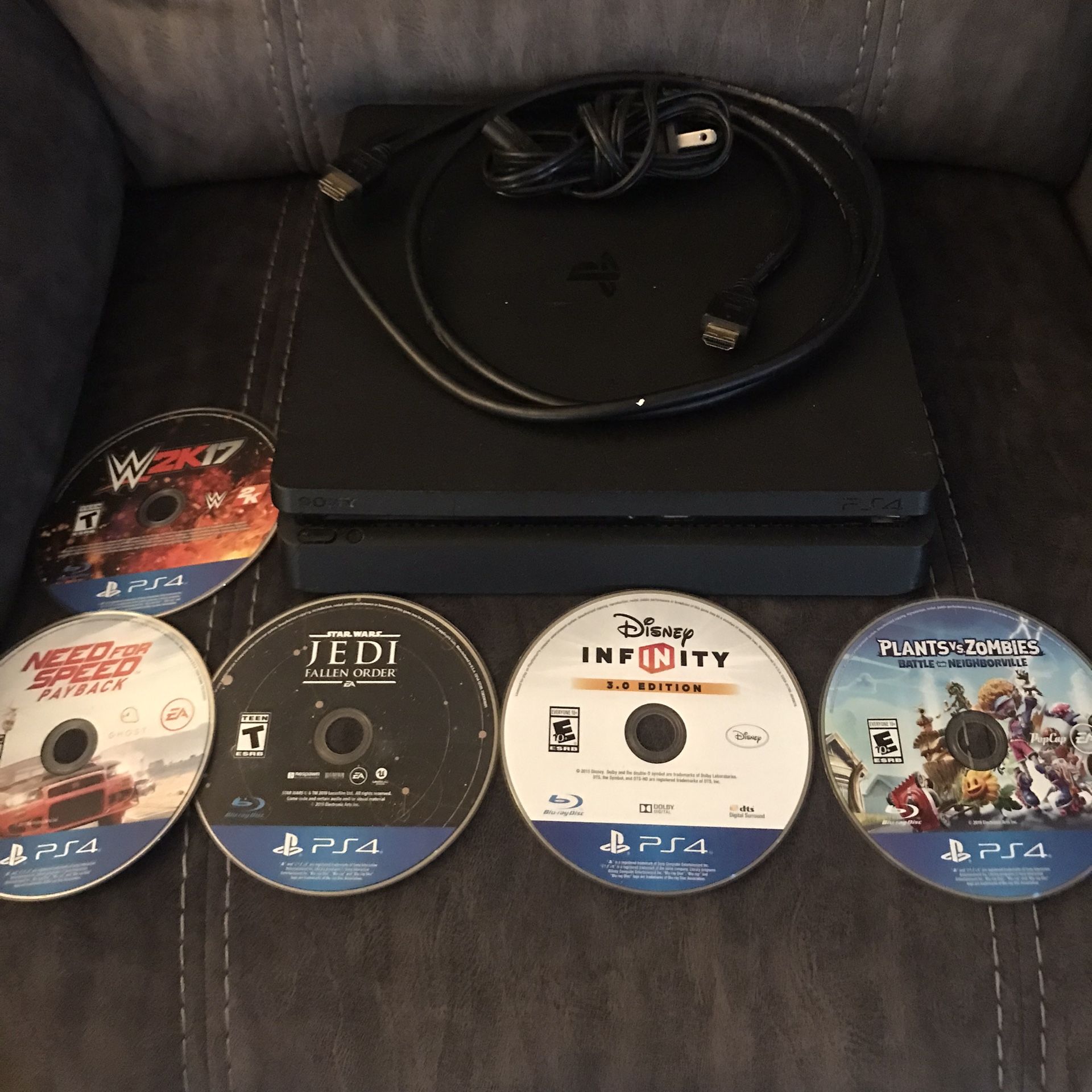 PlayStation 4 With Games