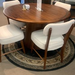 Dining set with 4 chairs