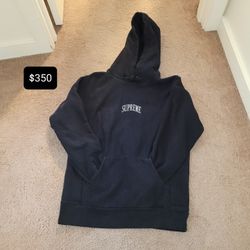 Supreme Hoodie