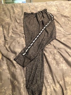 Pink vs joggers cute ultimate m/m 20.00