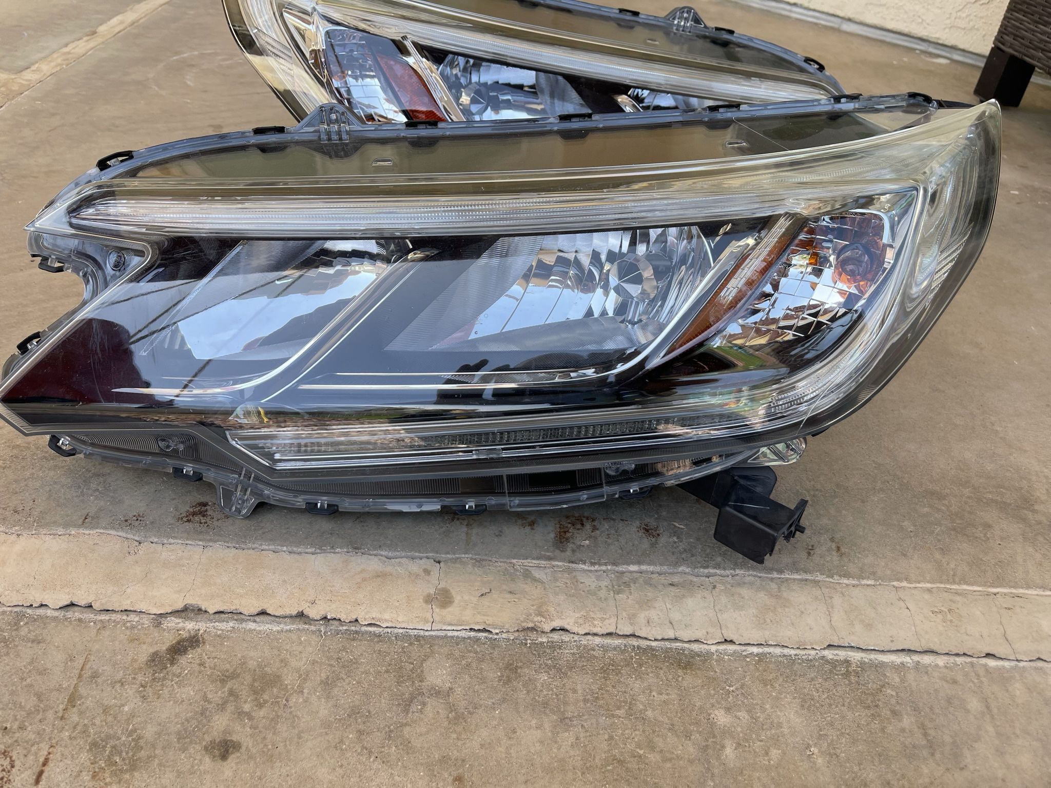 Honda CR-V Headlight 2015, 2016, OEM Honda CRV Headlamp Original OEM Part