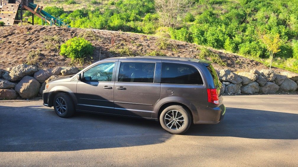 Dodge Grand Caravan 2016