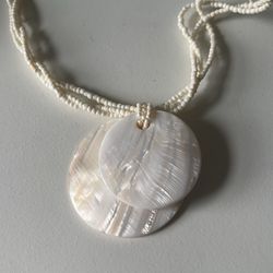 Vintage Necklace, Mother of Pearl Necklace, Pendant Necklace, White Beads Necklace, Elegant Necklace 