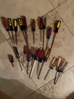 Mixed Lot of Screwdrivers Stanley Craftsman